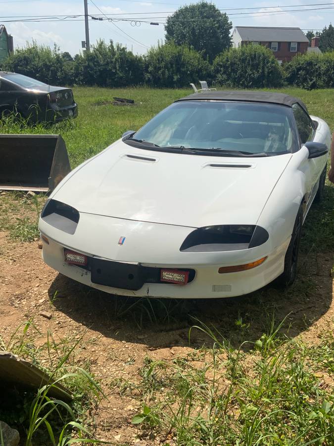 Chevy-camaro-1994-white