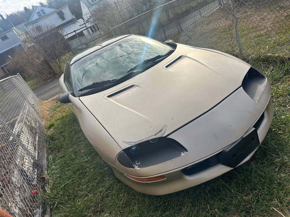Chevy-camaro-1995-7