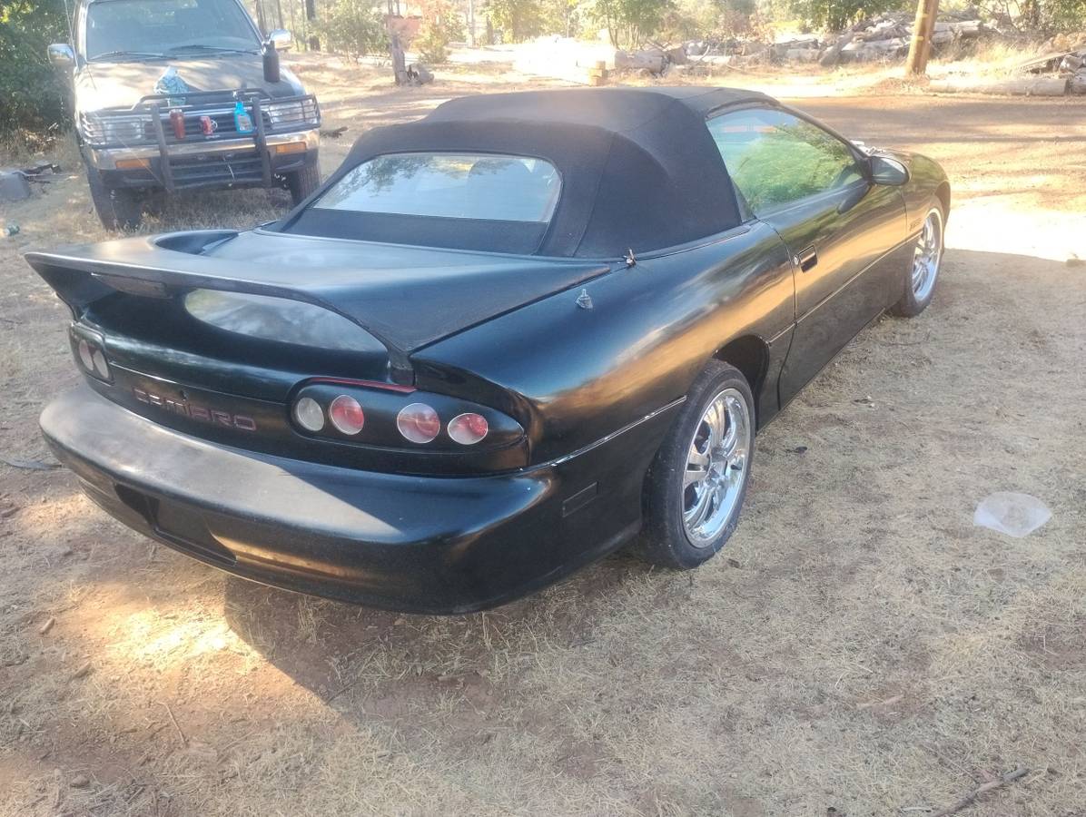 Chevy-camaro-1995-black-6