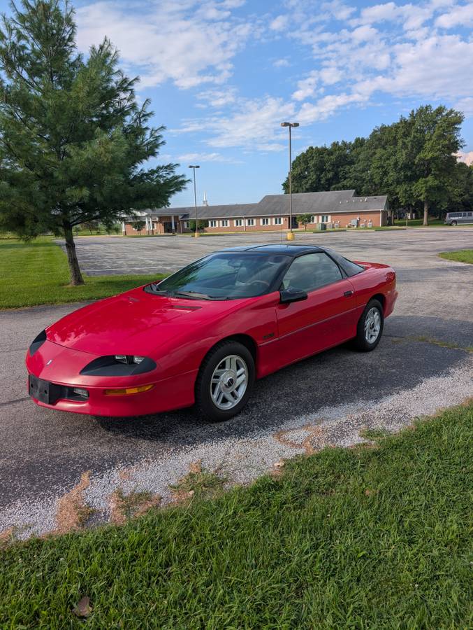Chevy-camaro-1995-red