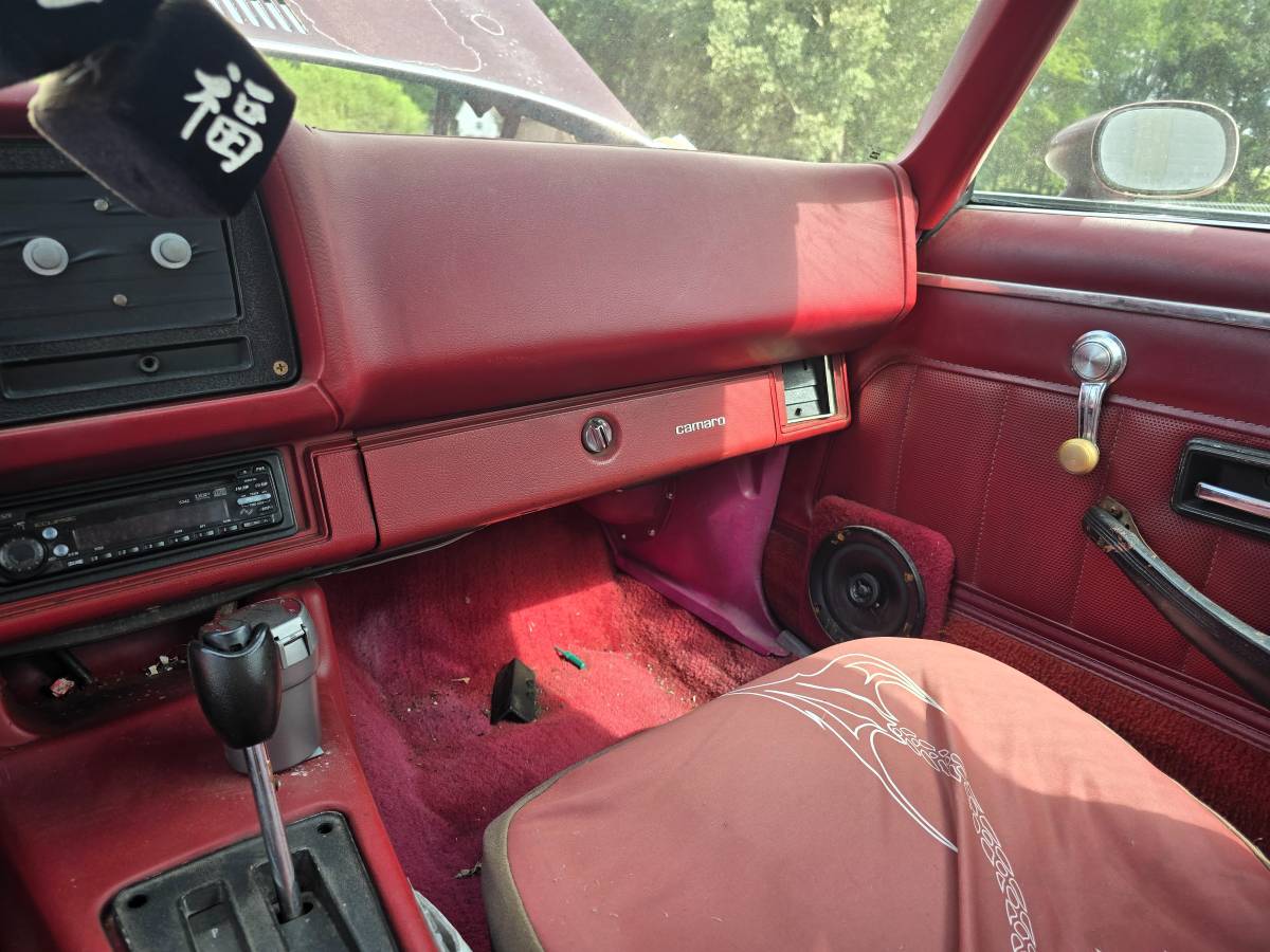 Chevy-camaro-berlinetta-1979-red-2
