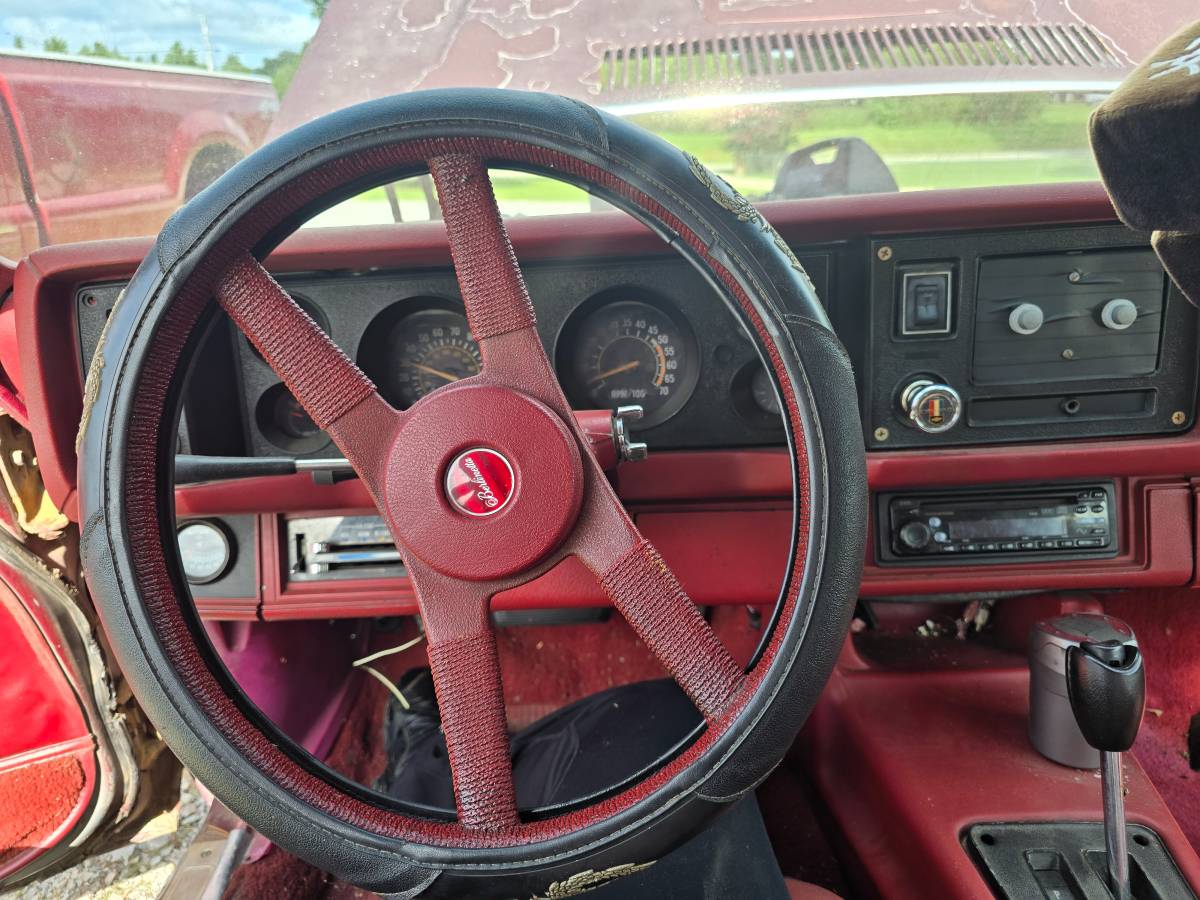 Chevy-camaro-berlinetta-1979-red-3