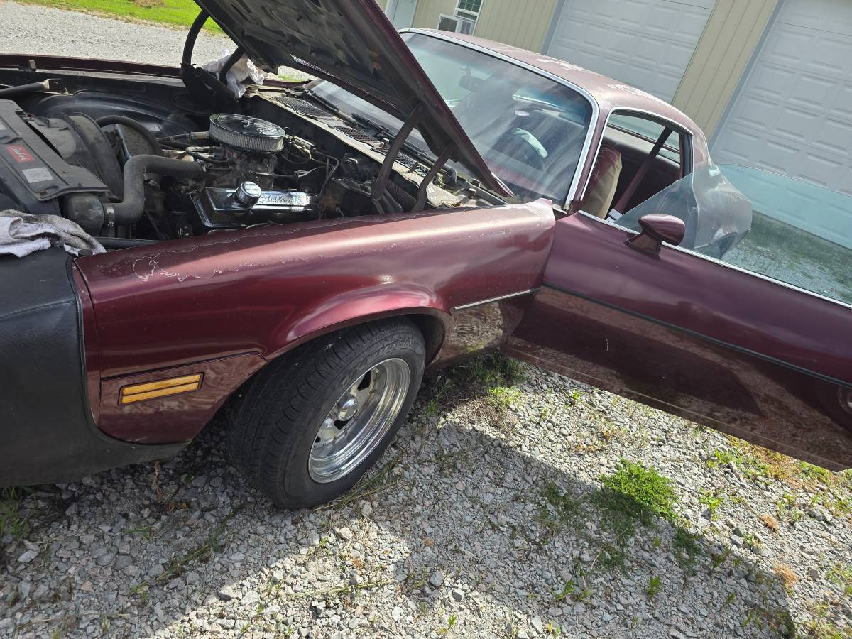 Chevy-camaro-berlinetta-1979-red-4