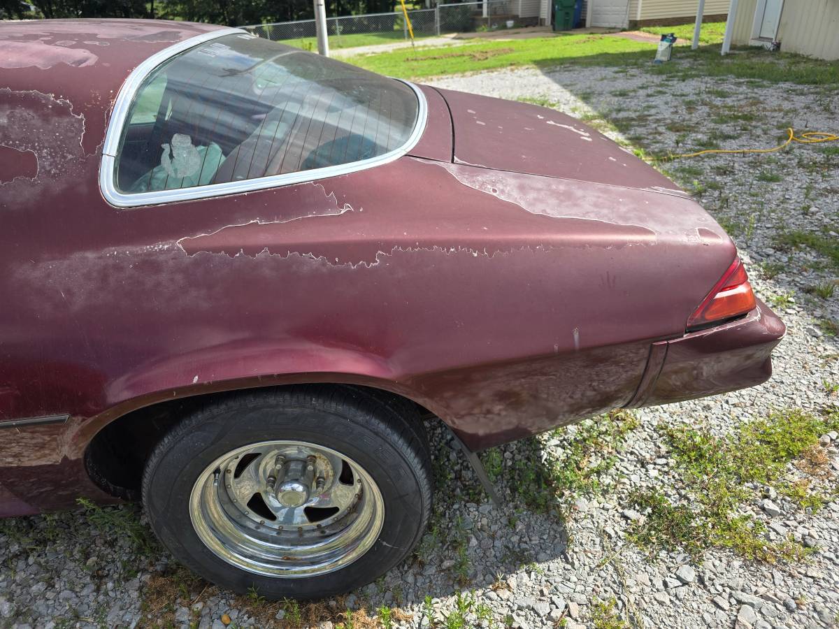Chevy-camaro-berlinetta-1979-red