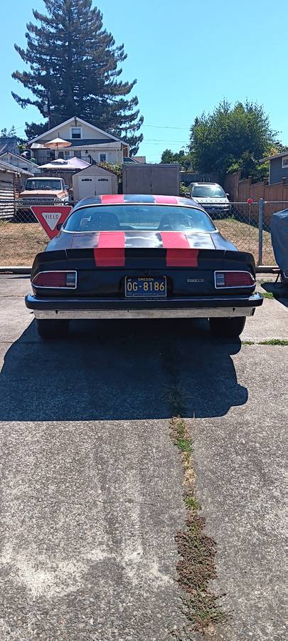 Chevy-camaro-lt-1975-black-1