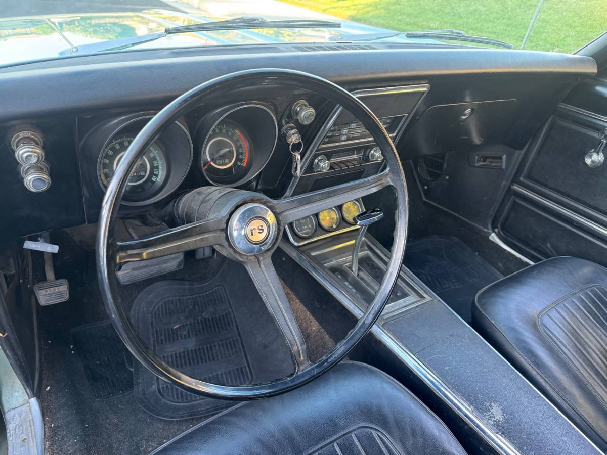 Chevy-camaro-rs-1967-15