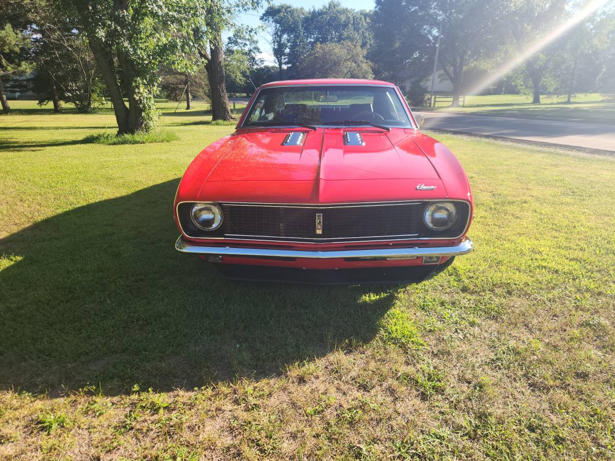Chevy-camaro-rs-1967-red-2