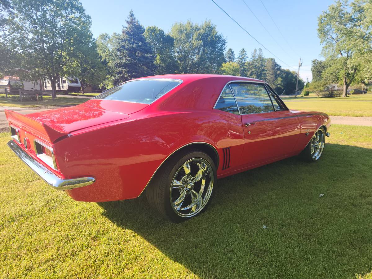 Chevy-camaro-rs-1967-red
