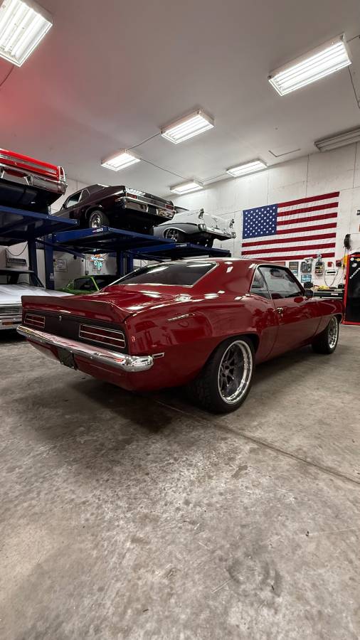 Chevy-camaro-rs-1969-8