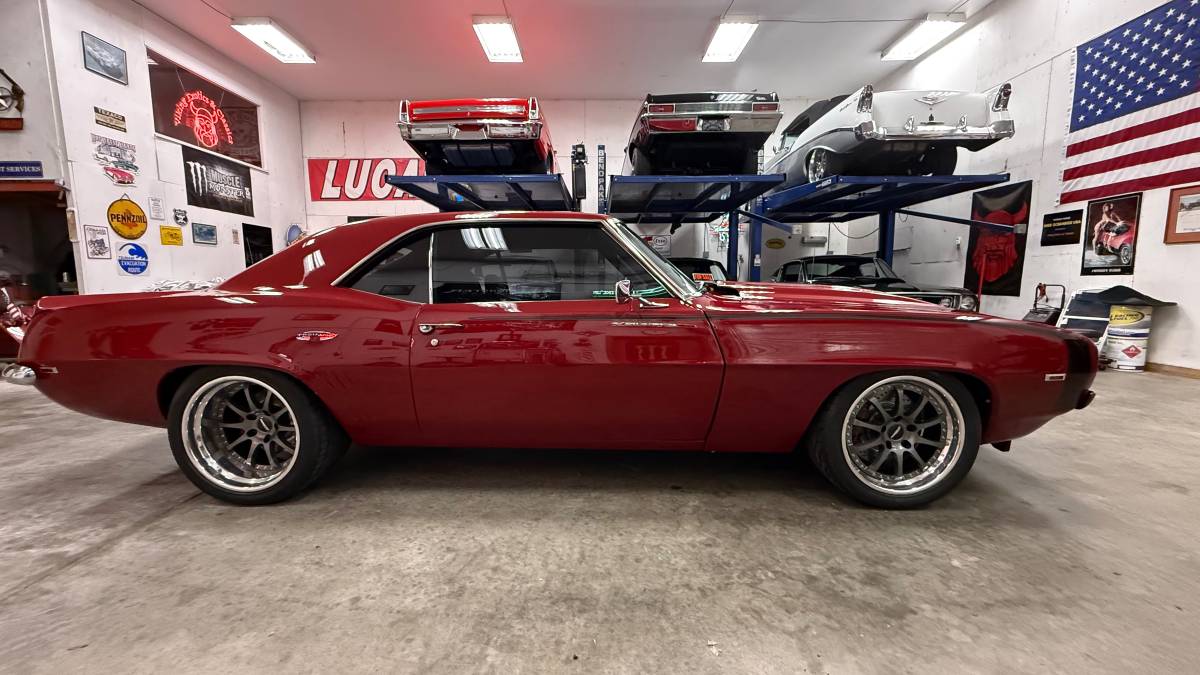 Chevy-camaro-rs-1969-9