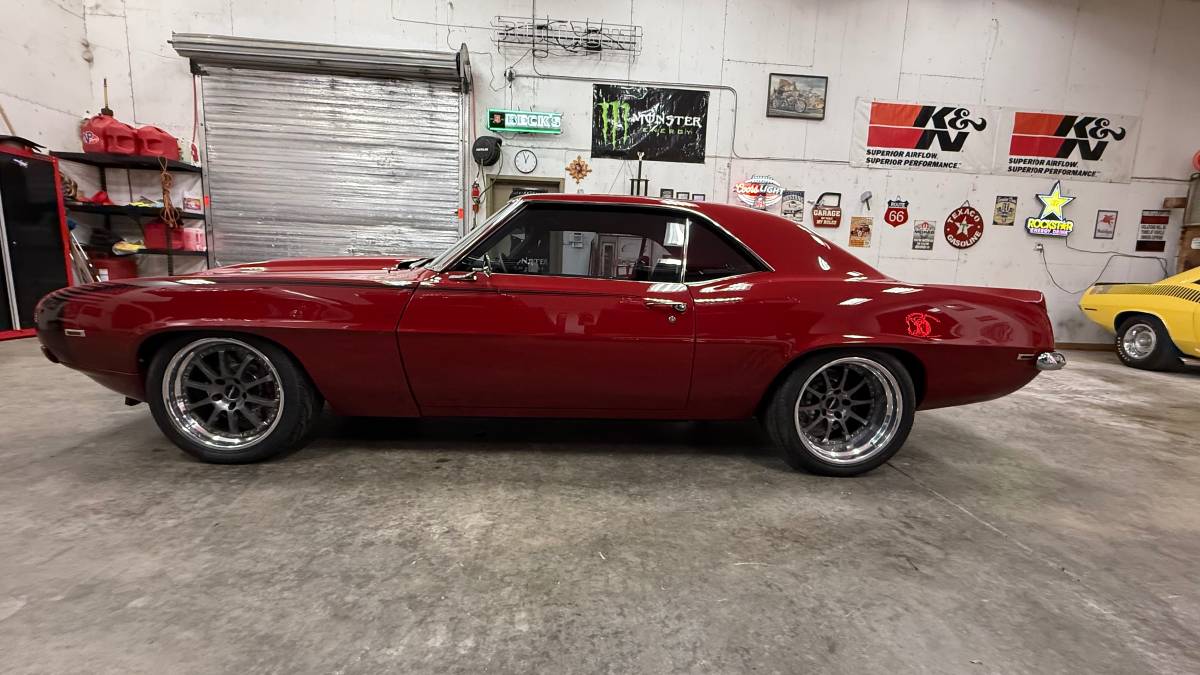 Chevy-camaro-rs-1969
