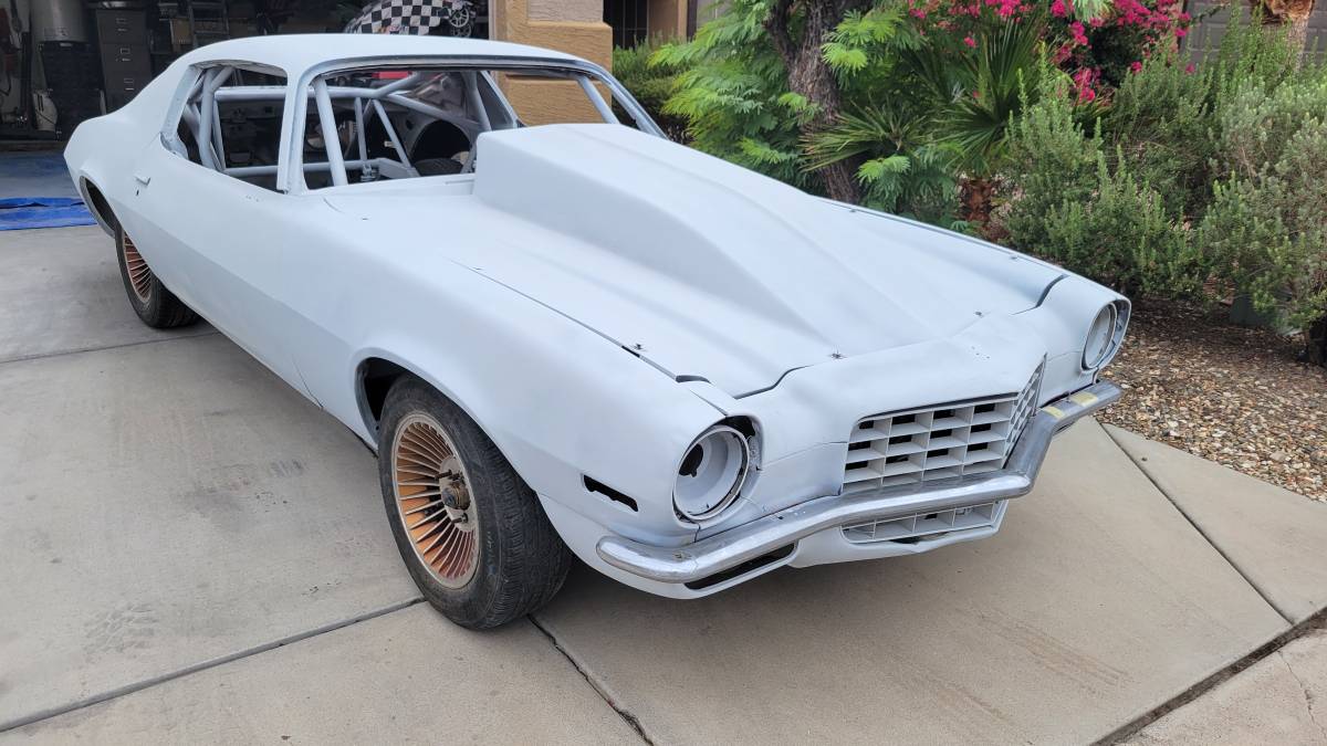 Chevy-camaro-ss-1973-custom