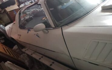 Chevy-camaro-z28-1978-white-2