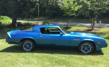 Chevy-camaro-z28-1979-blue