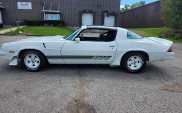 Chevy-camaro-z28-1980