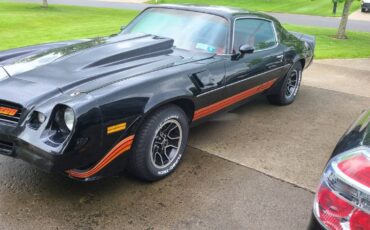 Chevy-camaro-z28-1980-black