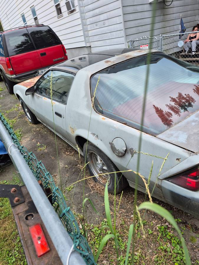 Chevy-camaro-z28-1984-2