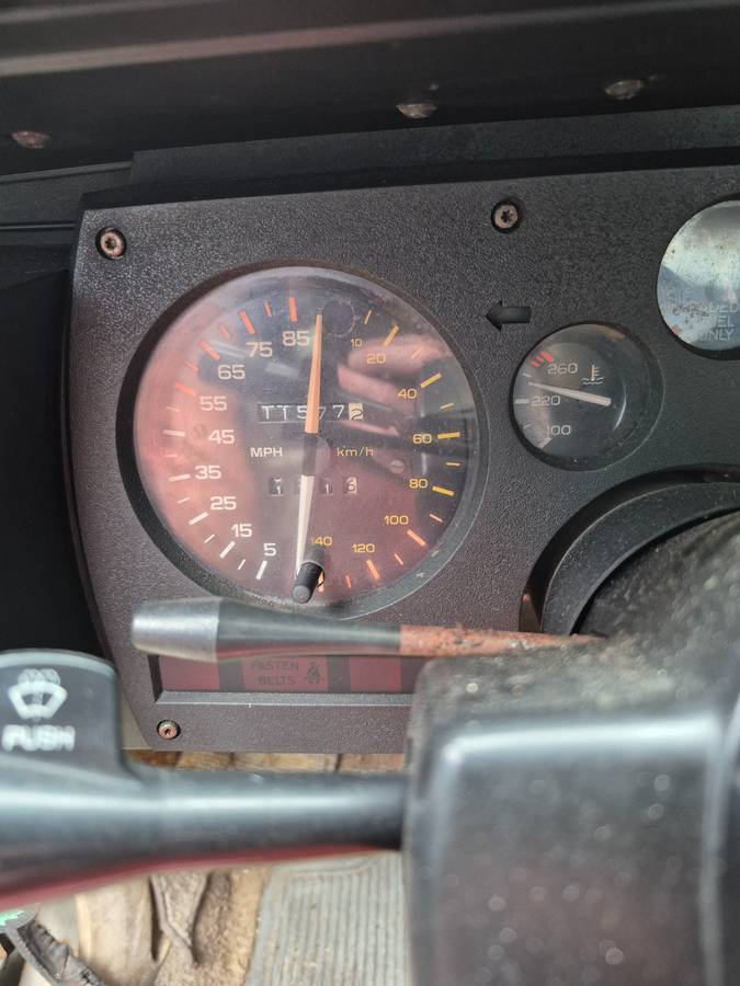 Chevy-camaro-z28-1984-4