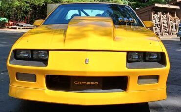 Chevy-camaro-z28-1985-yellow-4