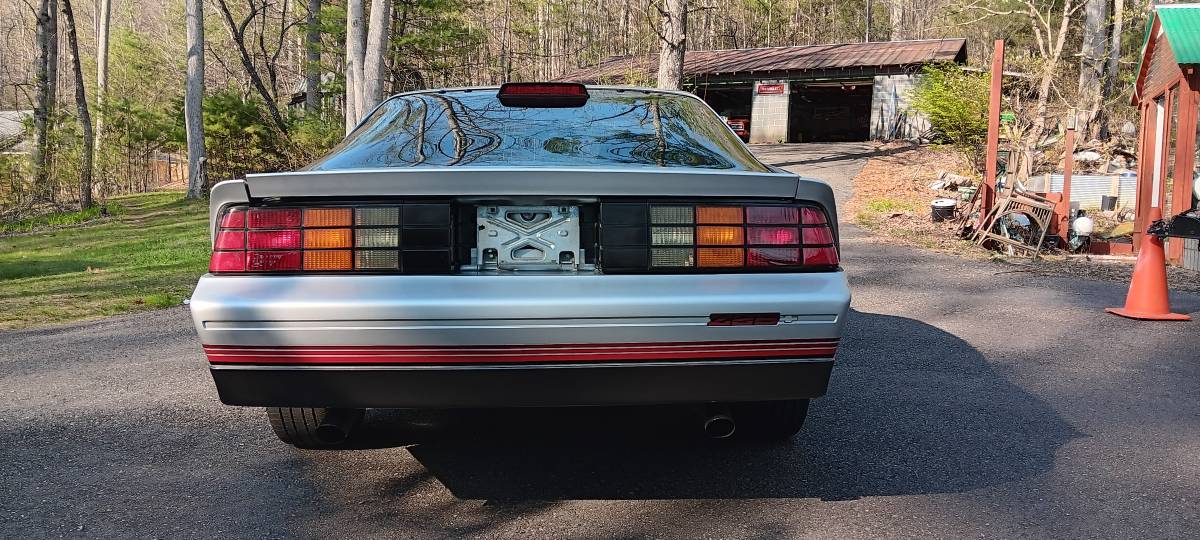 Chevy-camaro-z28-1986-silver-2
