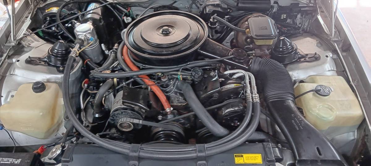 Chevy-camaro-z28-1986-silver-4
