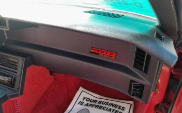 Chevy-camaro-z28-1991-17
