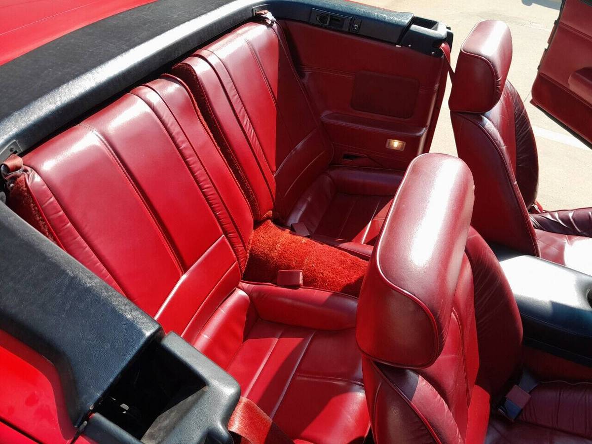 Chevy-camaro-z28-1991-28