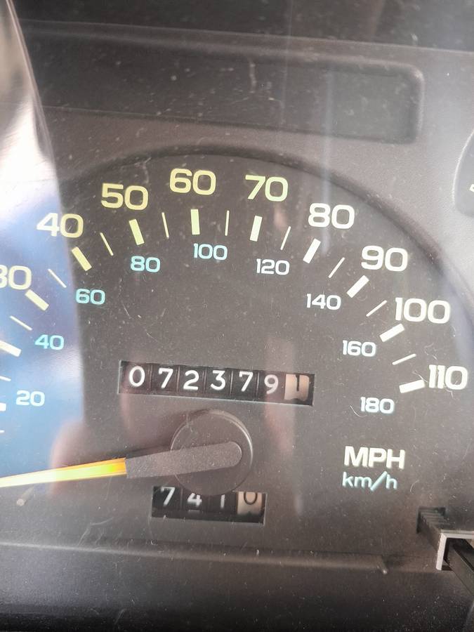 Chevy-camaro-z28-1991-3