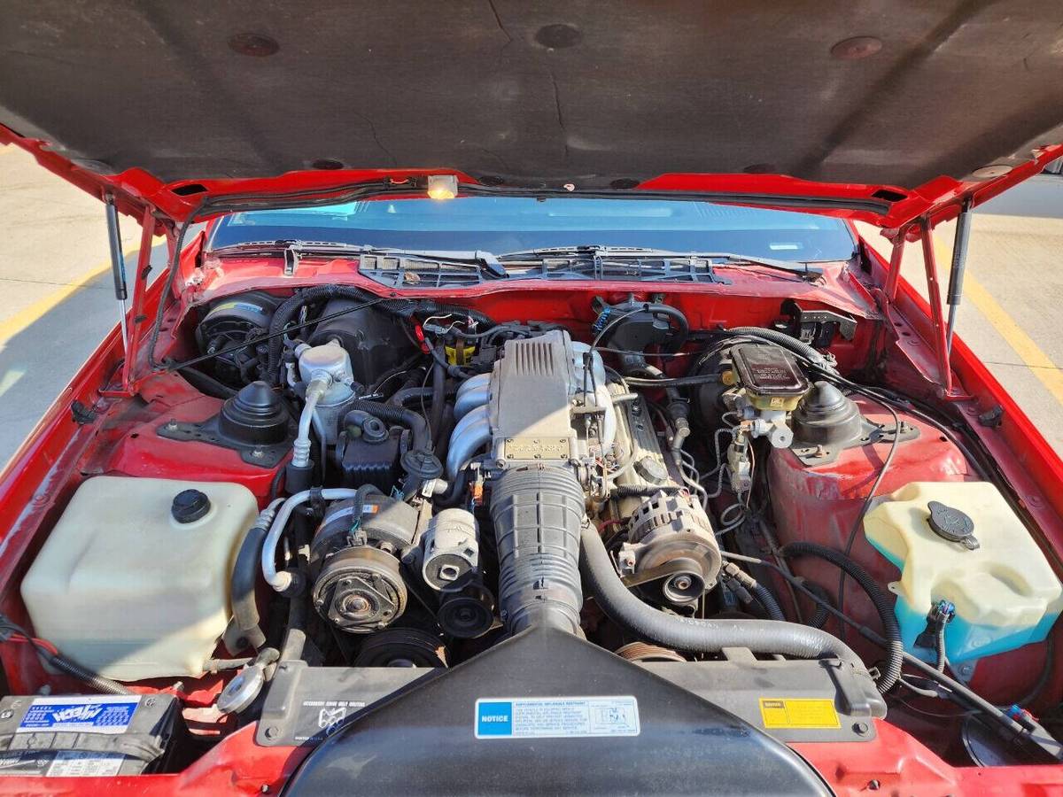 Chevy-camaro-z28-1991-34