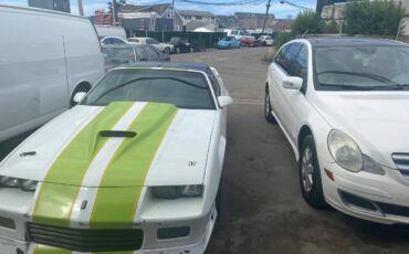 Chevy-camaro-z28-1991-white-11