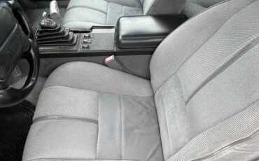 Chevy-camaro-z28-1991-white-20