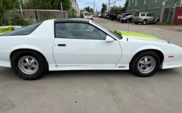 Chevy-camaro-z28-1991-white-3