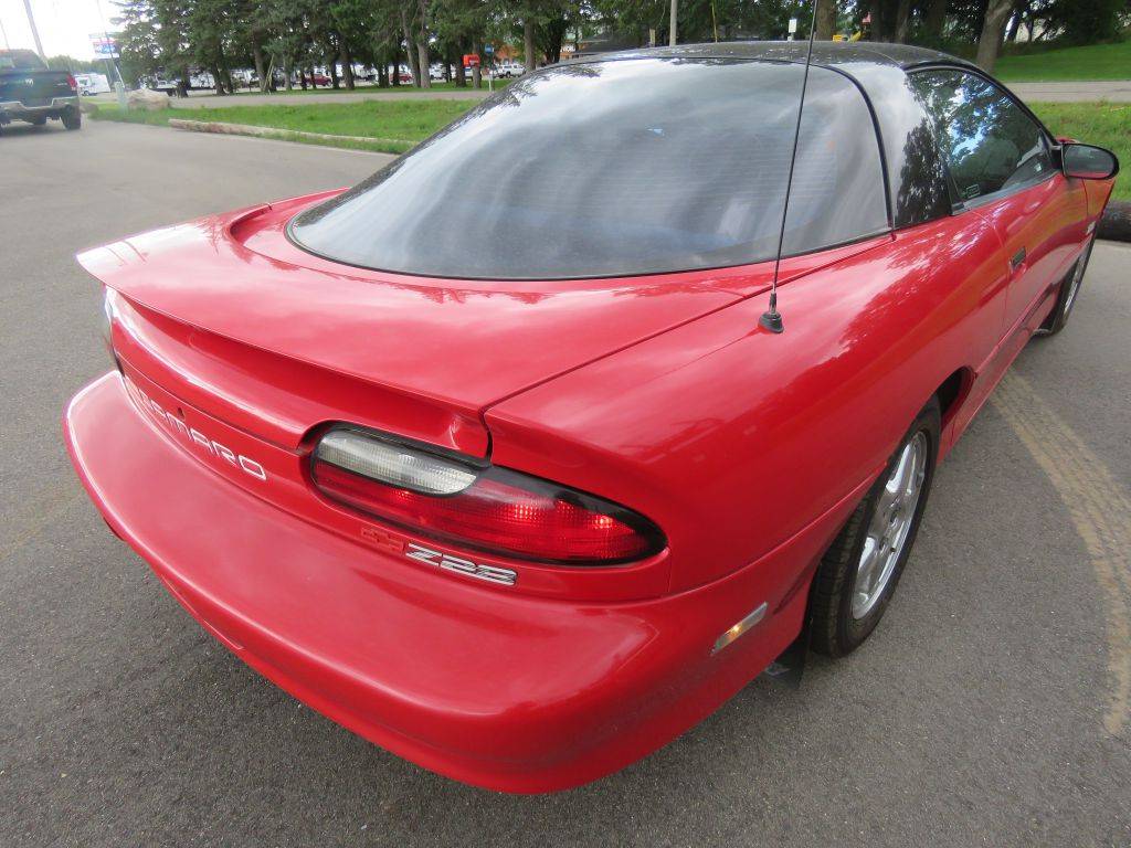 Chevy-camaro-z28-1993-red-5