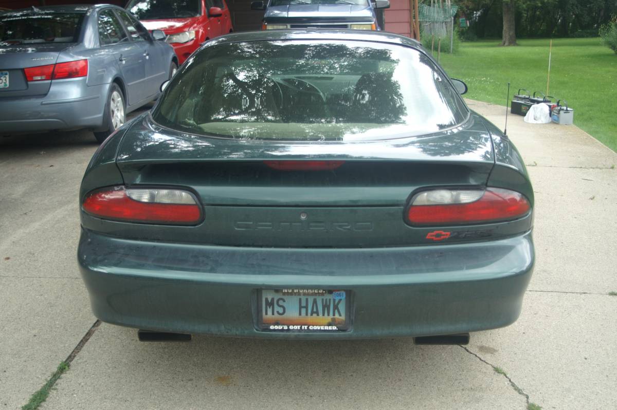 Chevy-camaro-z28-1994-green-3