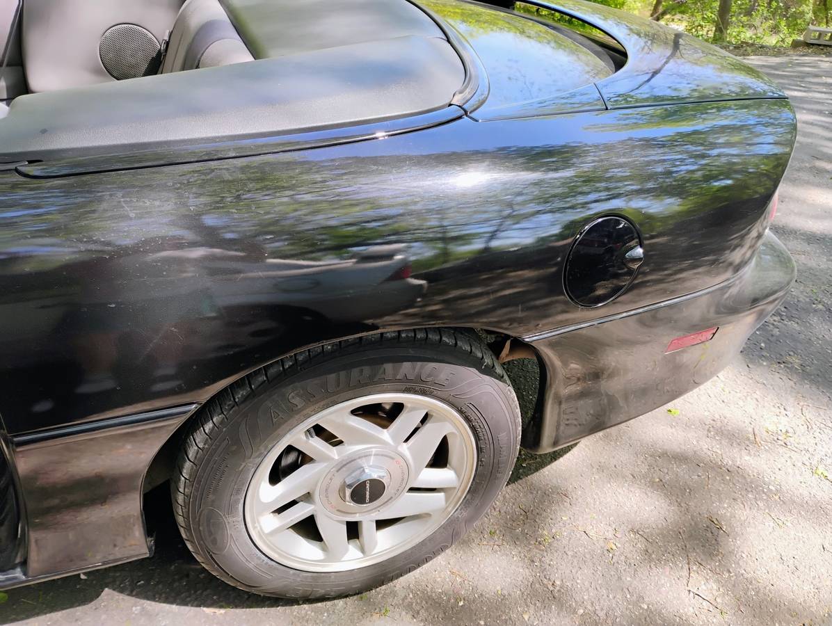 Chevy-camaro-z28-convertible-1995-13