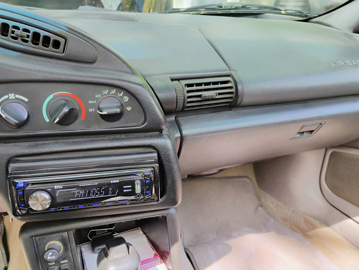 Chevy-camaro-z28-convertible-1995-15