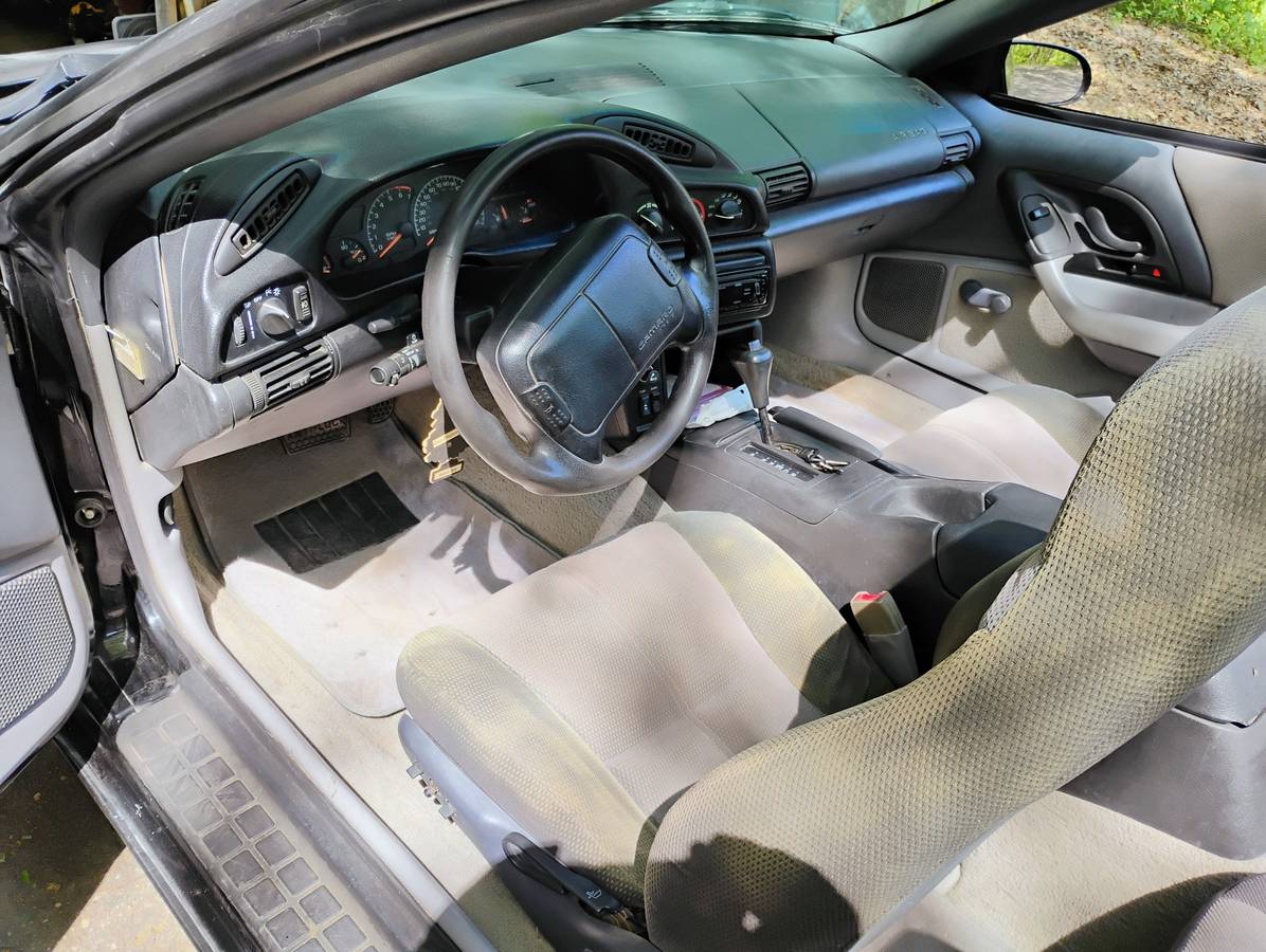 Chevy-camaro-z28-convertible-1995-6