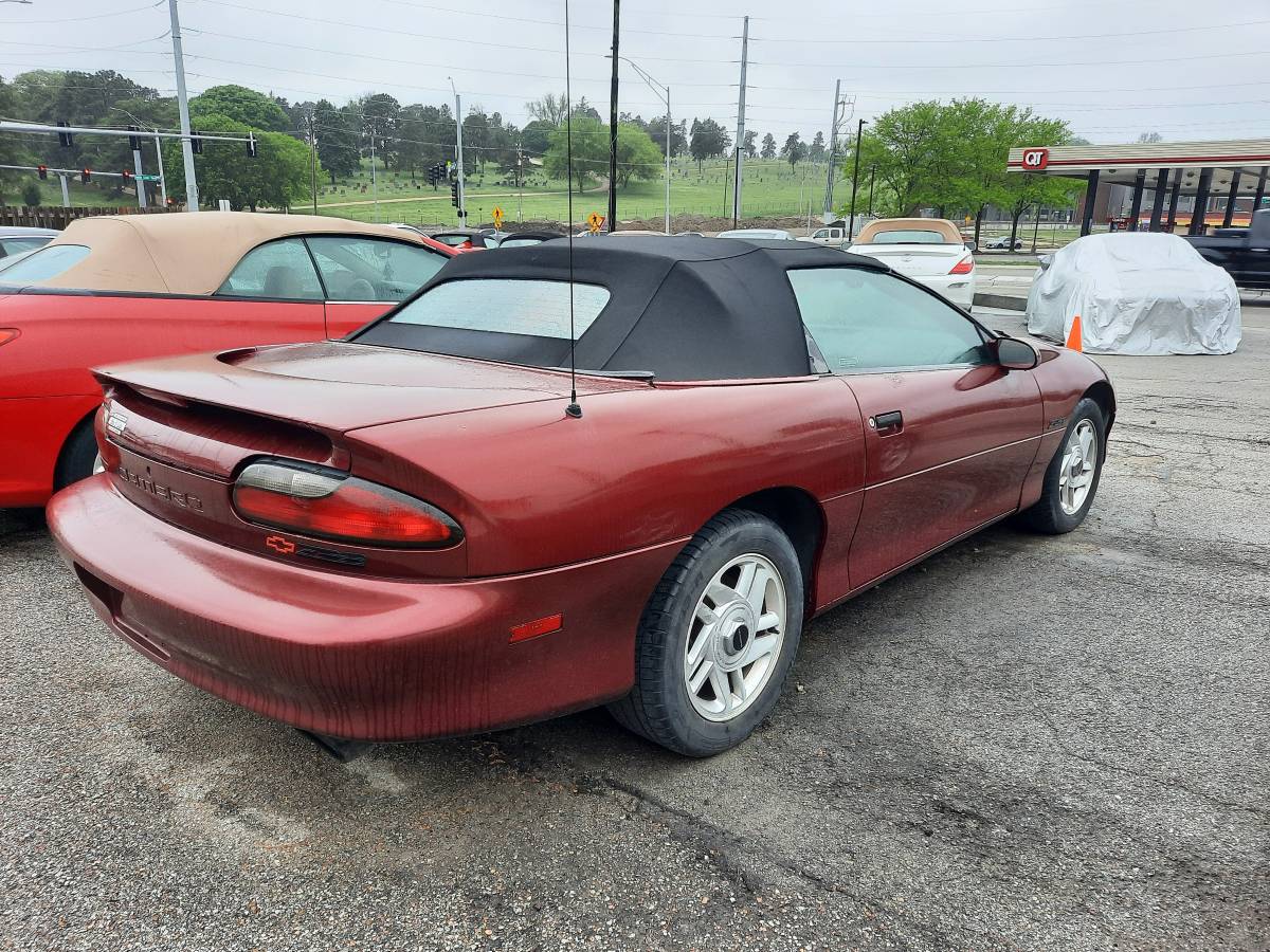 Chevy-camaro-z28-convertible-1995-red-3