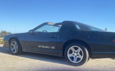 Chevy-camaro-z28-iroc-z-1988-black-3