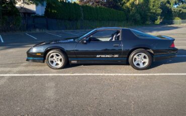 Chevy-camaro-z28-iroc-z-1988-black-5