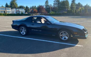 Chevy-camaro-z28-iroc-z-1988-black-6