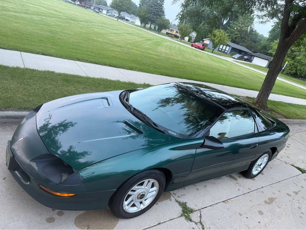 Chevy-camero-1995-green-7