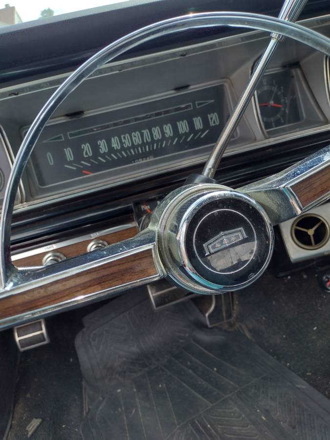 Chevy-caprice-1966-yellow-2