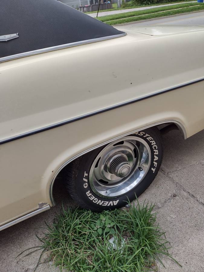Chevy-caprice-1966-yellow-26
