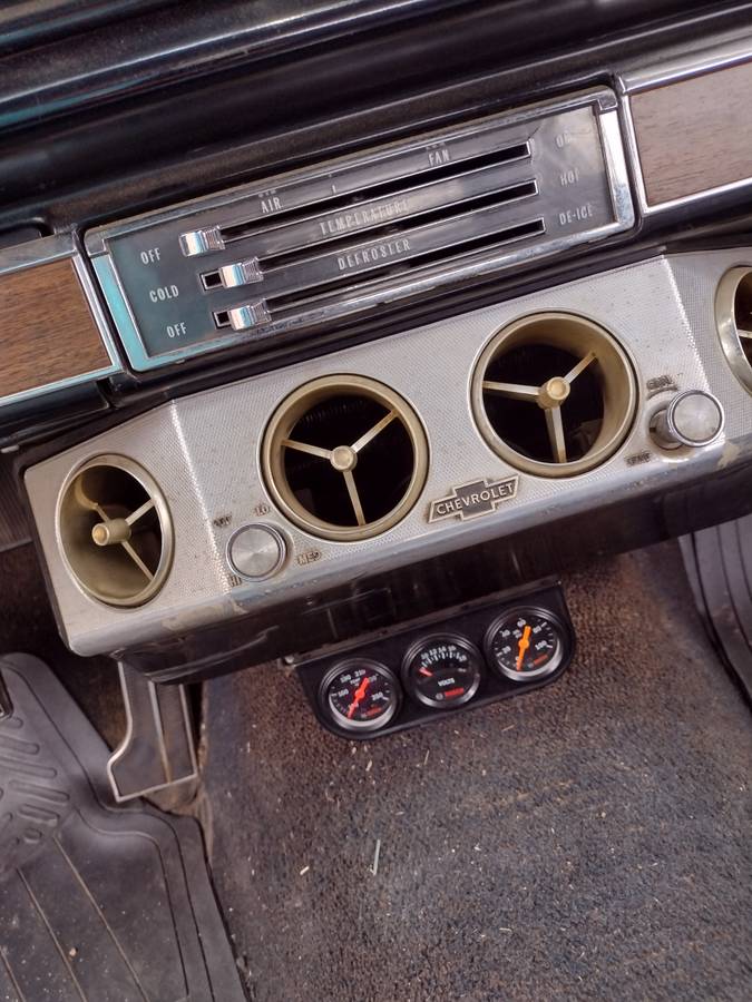 Chevy-caprice-1966-yellow-3
