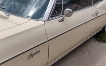 Chevy-caprice-1966-yellow-30