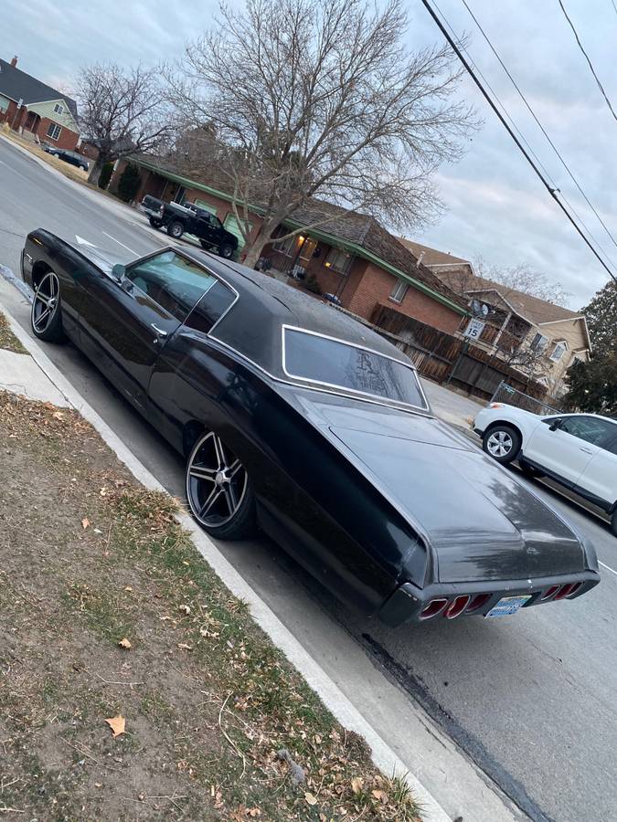 Chevy-caprice-1968-black-19