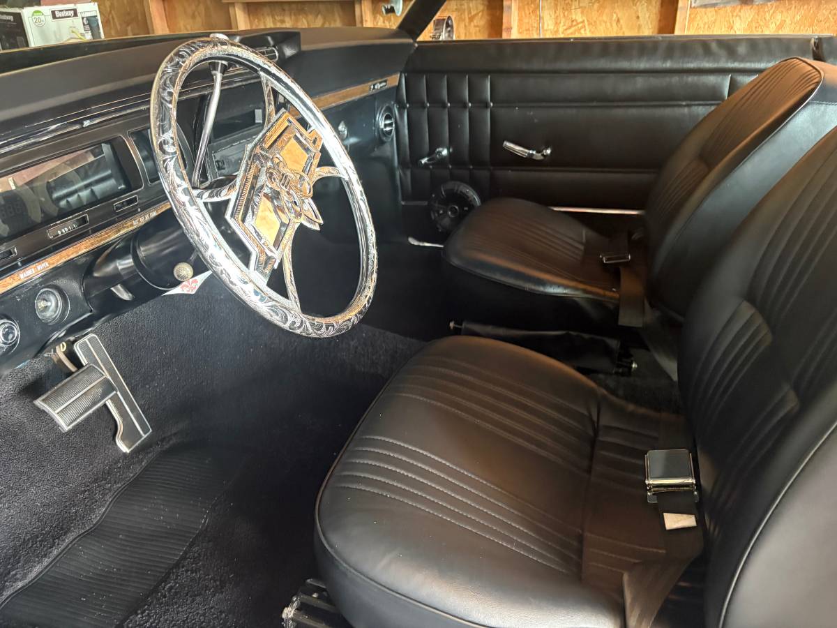 Chevy-caprice-1968-black-2