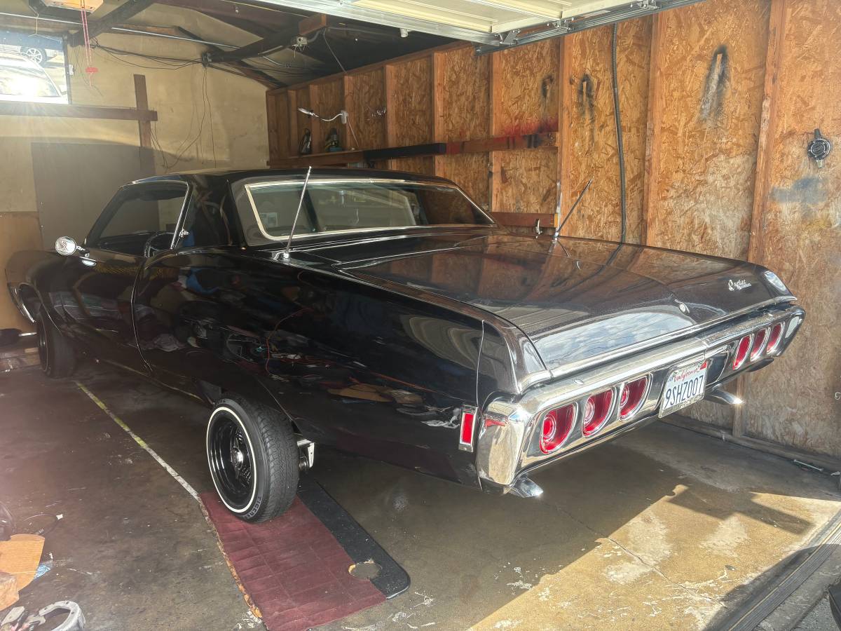 Chevy-caprice-1968-black