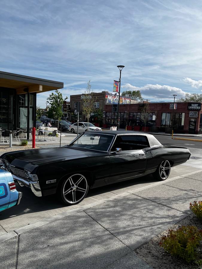 Chevy-caprice-1968-black-3